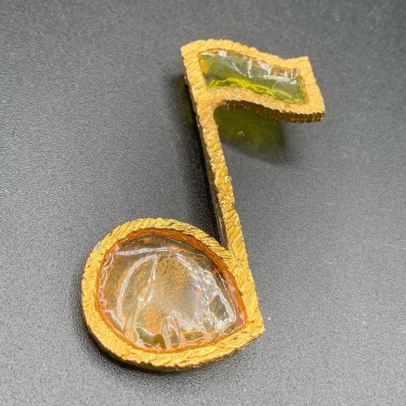 Poured resin gold tone musical note in the style of JOY vintage designer music l - Picture 4 of 5